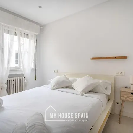 Myhousespain - Piso Con Terraza En El Centro Gijon Exterior photo