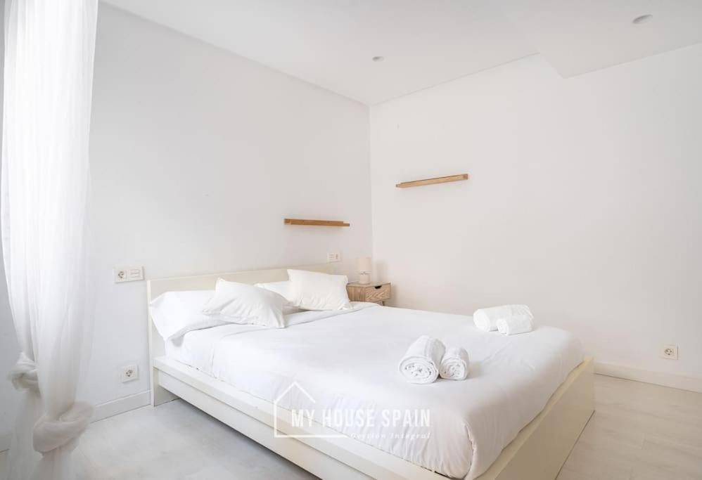 Myhousespain - Piso Con Terraza En El Centro Gijón