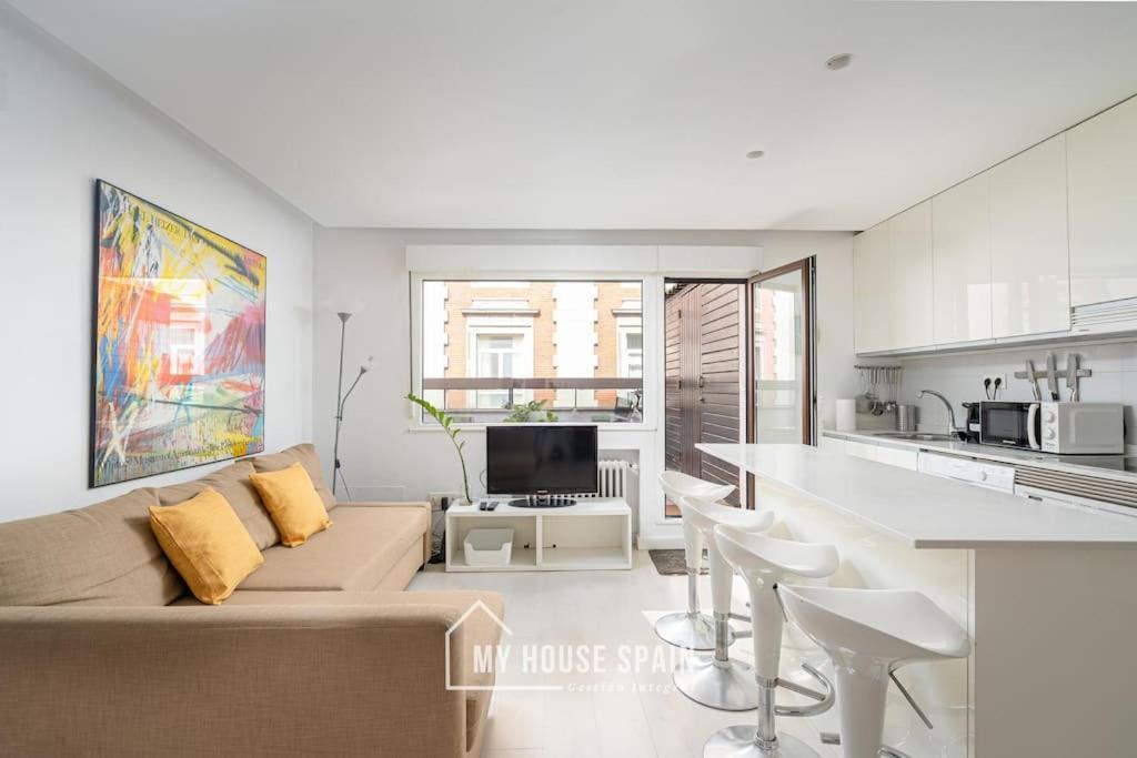 Myhousespain - Piso Con Terraza En El Centro Gijón