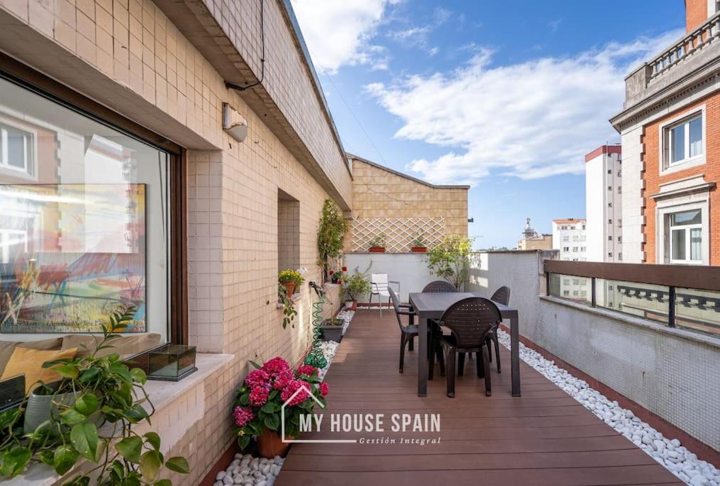 Myhousespain - Piso Con Terraza En El Centro Gijón